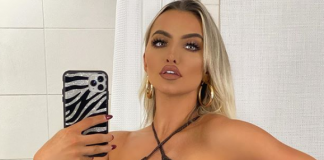 Lindsey Pelas’ 10 Sexiest New Selfies